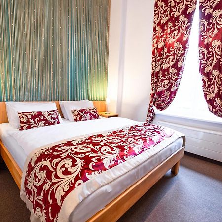Hotel Mezni Louka Hrensko Bagian luar foto