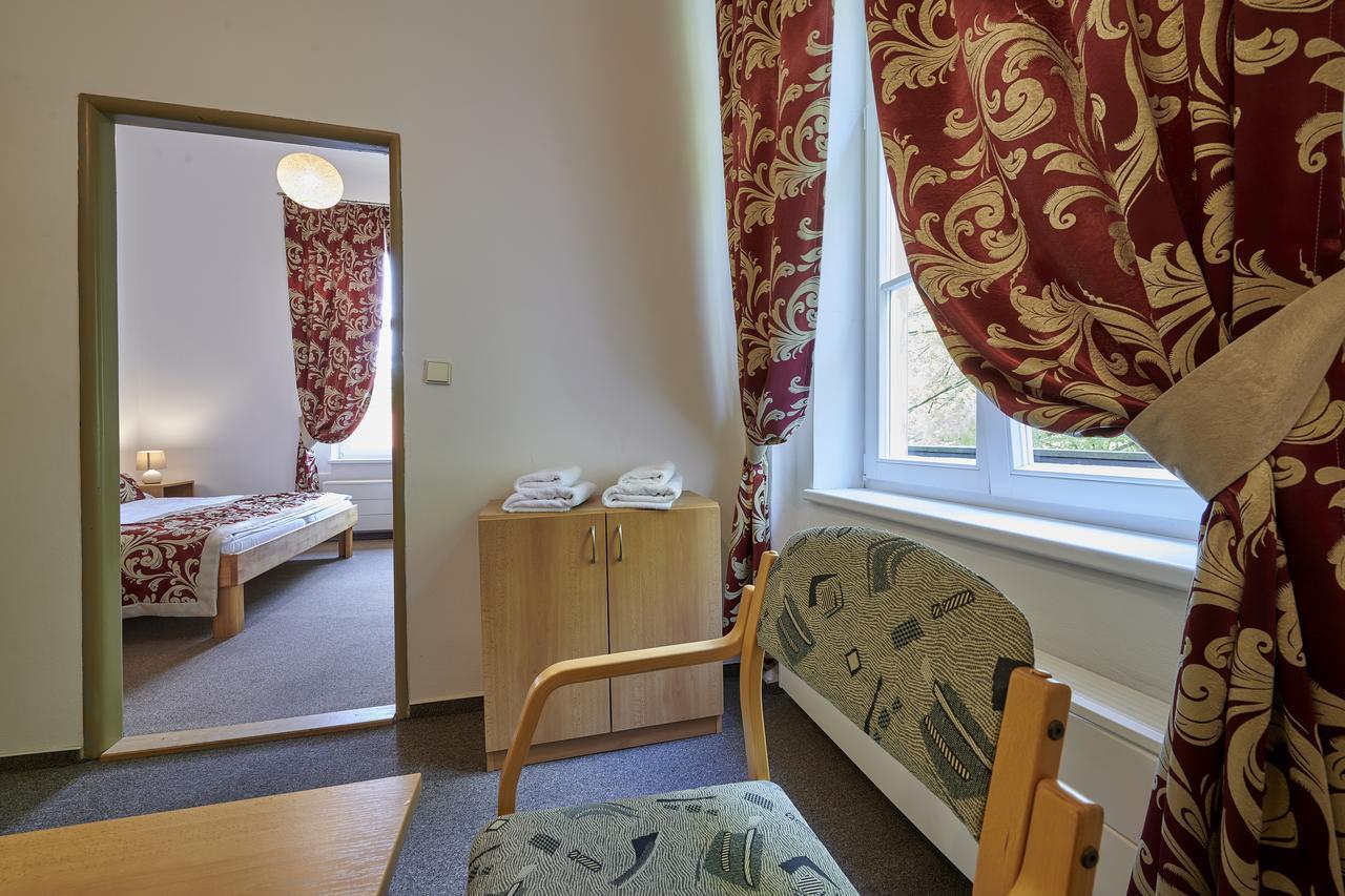 Hotel Mezni Louka Hrensko Bagian luar foto